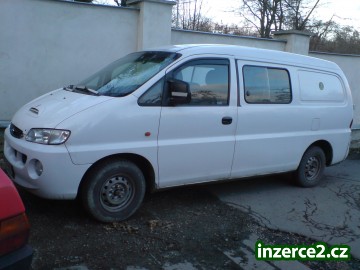 Prodám Hyundai H1,6 místná dodávka do 3,5t_1 271847_1.jpg