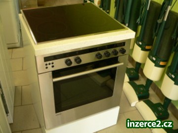 Vestavný set SIEMENS - vyjižděcí trouba_2 271994_2.jpg
