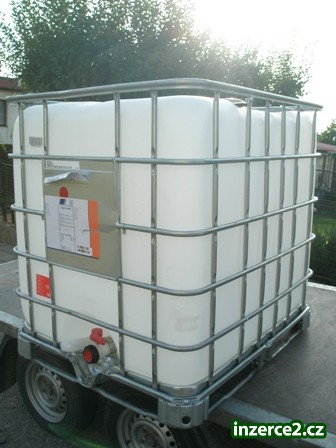 prodám plastovou zahradní nádrž barel na vodu ibc kontejner 1000l na paletě_1 274271_1.jpg
