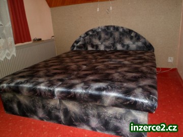 Čalouněné letiště s úložným prostorem s bočním otevíráním_1 274782_1.jpg