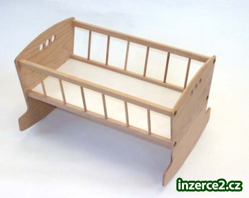 Kolébka pro panenky bez peřinek_1 275030_1.jpg