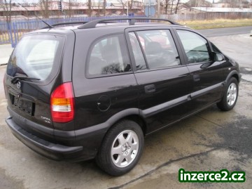 Opel Zafira 1,6 16V Elegance_2 275378_2.jpg