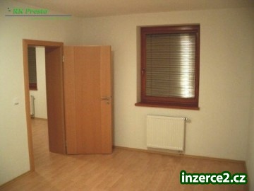 Pronájem bytu 2+kk, nedaleko IGY._1 278321_1.jpg