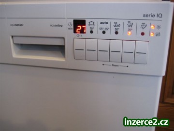 Myčka nádobí SIEMENS serie IQ (úzká)_2 278771_2.jpg