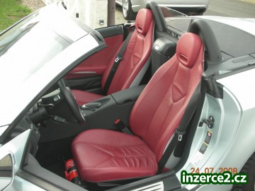 Mercedes SLK350_1 279196_1.jpg
