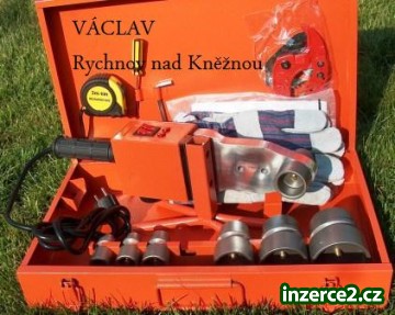 Svářečka plastových trubed rukavice metr šroubovák nůžky_1 279652_1.jpg