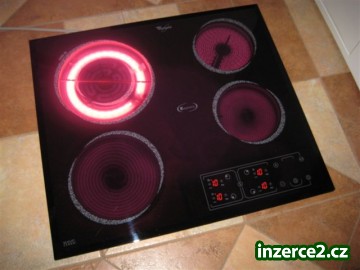 Sklokeramická varná deska WHIRLPOOL Easytronic_1 280279_1.jpg