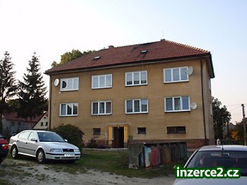 Bydlení v cihlové bytovce v Oknech u Doks !_1 28112_1.jpg