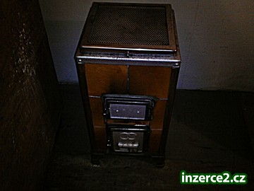 Prodám kachlové kamna_1 282315_1.jpg