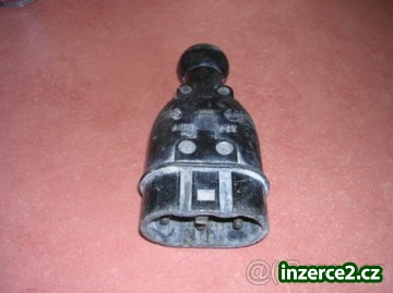 zásuvka na 380 V_1 282680_1.jpg