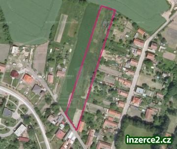 Slunný, rozlehlý pozemek pro výstavbu RD_1 283260_1.jpg
