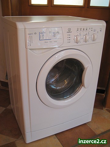 Pračka se sušičkou INDESIT WIDL 146 - až 1400 otáček_1 286012_1.jpg