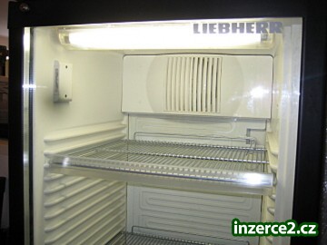 Prosklená lednice chladnice LIEBHERR FKDv 4303_2 288491_2.jpg