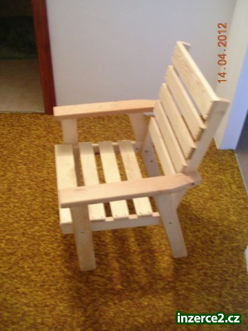 zahradní křesílka_1 292804_1.jpg