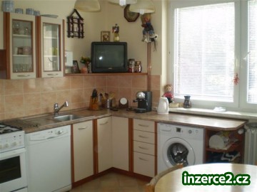 Prodej rodinný dům Zlín 220m2_2 292929_2.jpg