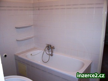 Praha 6 - Dejvice, kanceláře 3 + 1, 55 m2, 1 NP., ve vile._2 294204_2.jpg