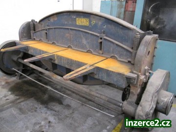 Tabulové nůžky NT 200/4._1 295411_1.jpg