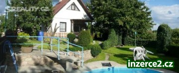 Chatka se zahradou a bazénem Chudeřín_1 295682_1.jpg
