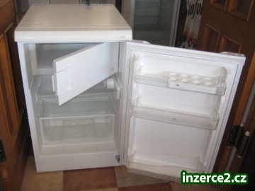 Lednice s mrazáčkem HR-123_1 295877_1.jpg