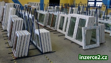 Plastové okno 60x120 zlatý dub_2 295896_2.jpg