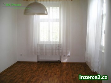 Pronájem bytu 1+1 BEZ KAUCE, centrum ČB._1 296251_1.jpg