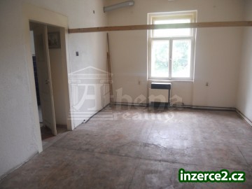 Dva zděné, světlé byty 2+kk 50 m2 nedaleko centra HK_1 298078_1.jpg