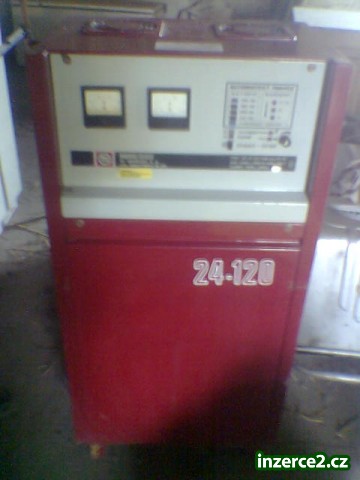 Elektronický polovodičový nabíječ_1 298634_1.jpg