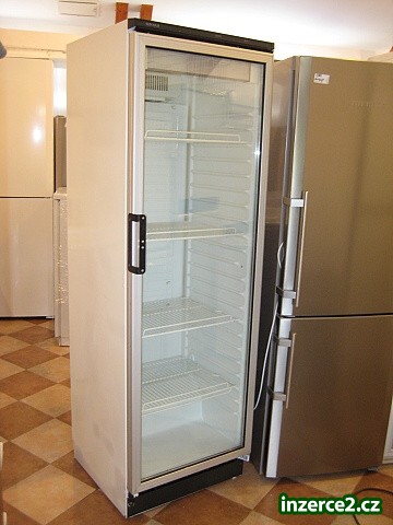 Prosklená lednice chladnice TEFCOLD_1 301915_1.jpg