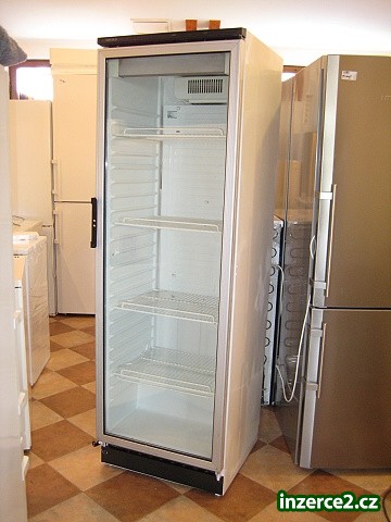 Prosklená lednice chladnice TEFCOLD_2 301915_2.jpg