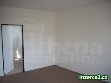 Pronájem zděného, hezkého bytu 3+1 s lodžií_2 306041_2.jpg