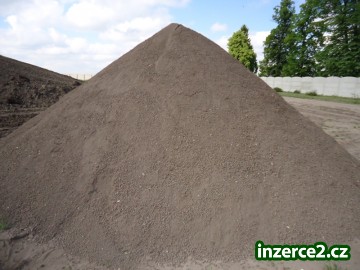 Zahradní a trávníková zemina_2 310863_2.jpg