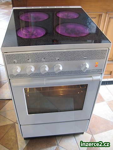 Sporák se sklokeramickou deskou WAMSLER - šíře 50 cm_1 311274_1.jpg