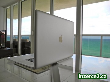 Apple MacBook Pro 17 311549_2.jpg