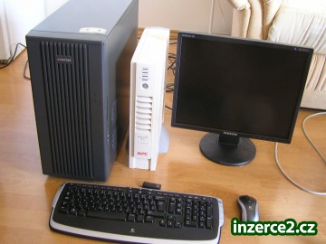 Dvouprocesorový server - málo použitý_1 317907_1.jpg