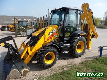 JCB 3CX_1 322212_1.jpg
