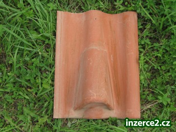 Prodám střešní betonové tašky BRAMAC MAX cihlově červená_2 323881_2.jpg