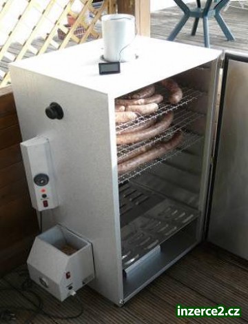 Zahradní udírny DEMS a BRADLEY SMOKERS_1 325891_1.jpg