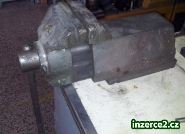 Svěrák na ponk 125mm._1 326558_1.jpg