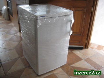 Lednice s mrazáčkem LIEBHERR KTS 1414_2 326699_2.jpg