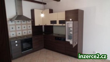 Prodám levně zánovní kuchyň včetně spotřebičů_1 327414_1.jpg