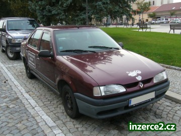 RENAULT 19 CHAMADE_1 328501_1.jpg