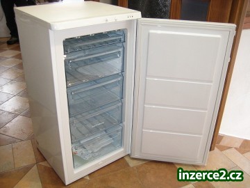 Mraznička - Mrazák šuplíkový ELECTROLUX EUC 14290 W_2 328578_2.jpg