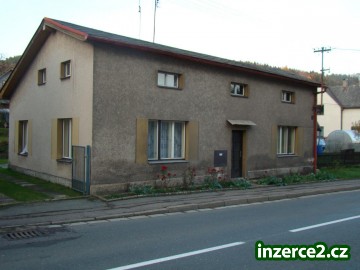 Prodej rodinného domu v obci Zbečník u Hronova_1 32897_1.jpg