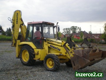 KOMATSU WB93R_1 330286_1.jpg