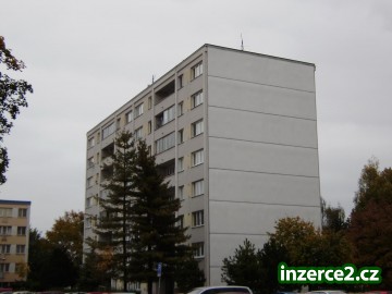 Prodej zrekonstruovaného DB 2+1 v Pcích - Polabiny_1 33188_1.jpg