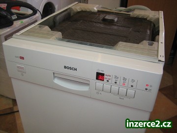 Myčka nádobí BOSCH 3v1 (úzká)_2 332646_2.jpg
