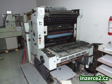 AD 714_2 332894_2.jpg