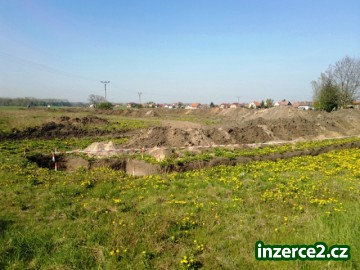 Zasíťovaný pozemek 1006m2 pro výstavbu RD v obci Obříství_2 332997_2.jpg