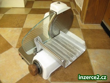 GASTRO PROFI nářezák - Nářezový stroj BERKEL 836_2 333302_2.jpg