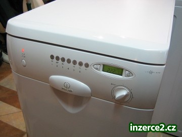 Myčka nádobí INDESIT DE 43 EVOLUTION (úzká)_2 334353_2.jpg